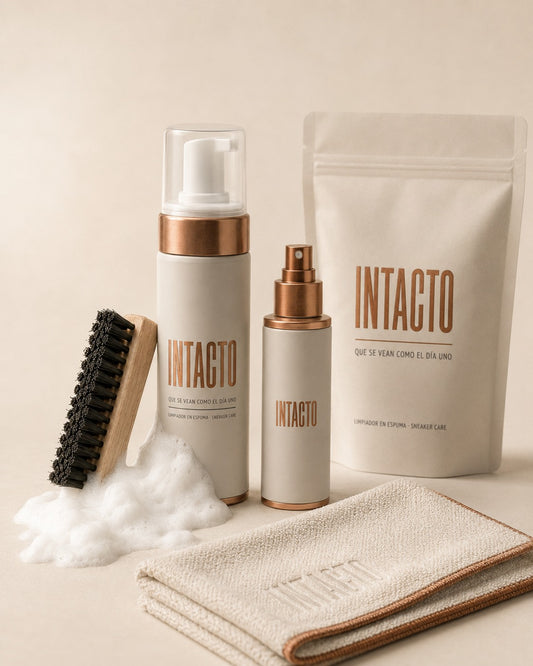 INTACTO - Kit completo espuma limpiadora de zapatos